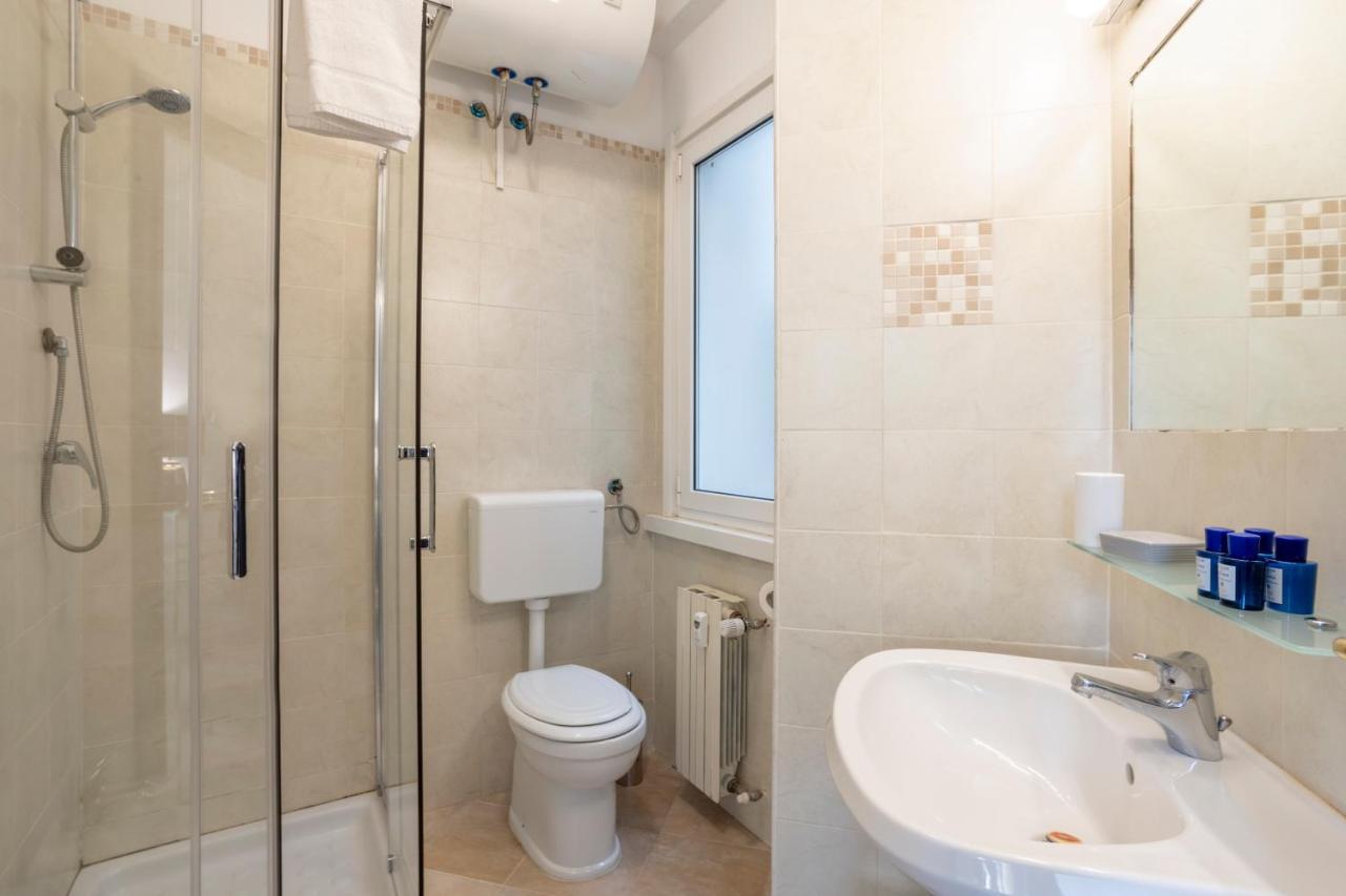 Re Di Roma - Charme Apartment Eksteriør bilde